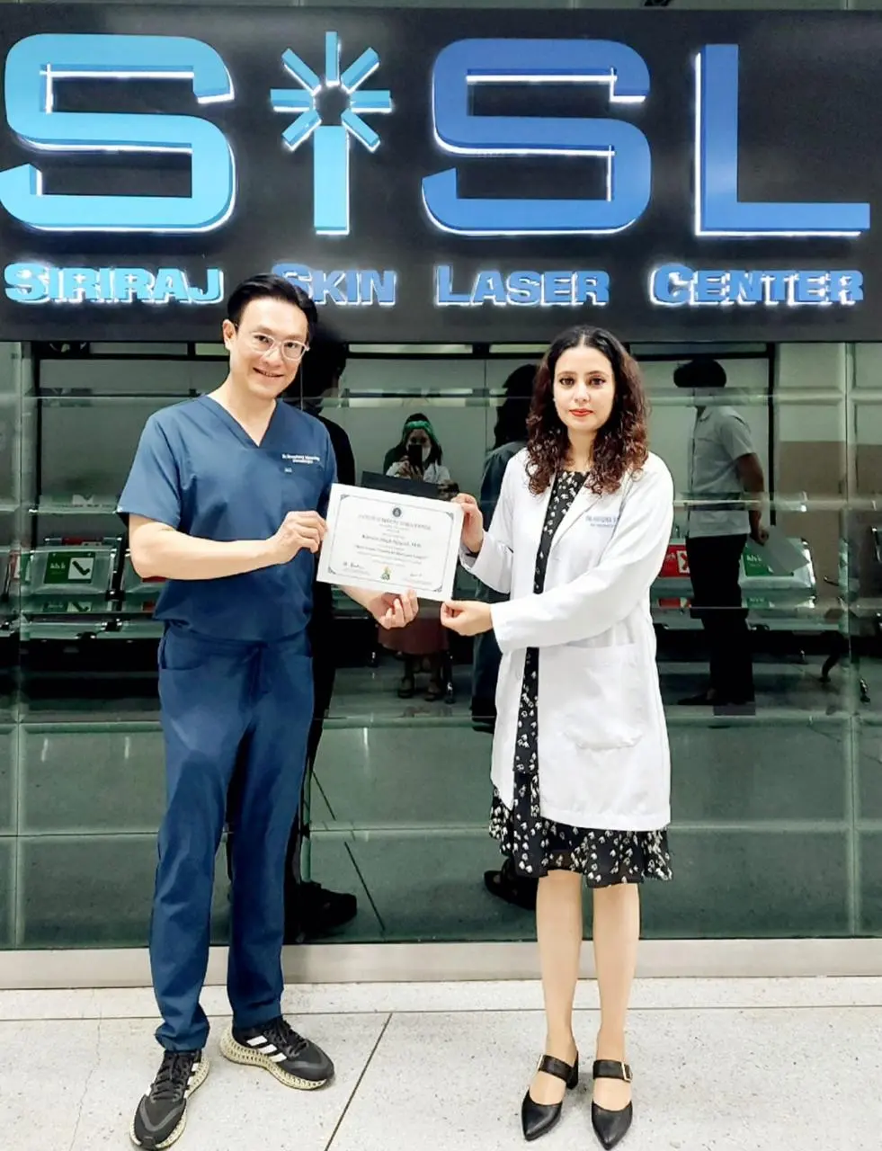 Dr. Karuna Singh Completes Advanced Training at Siriraj Skin Laser Center, Bangkok, Thailand